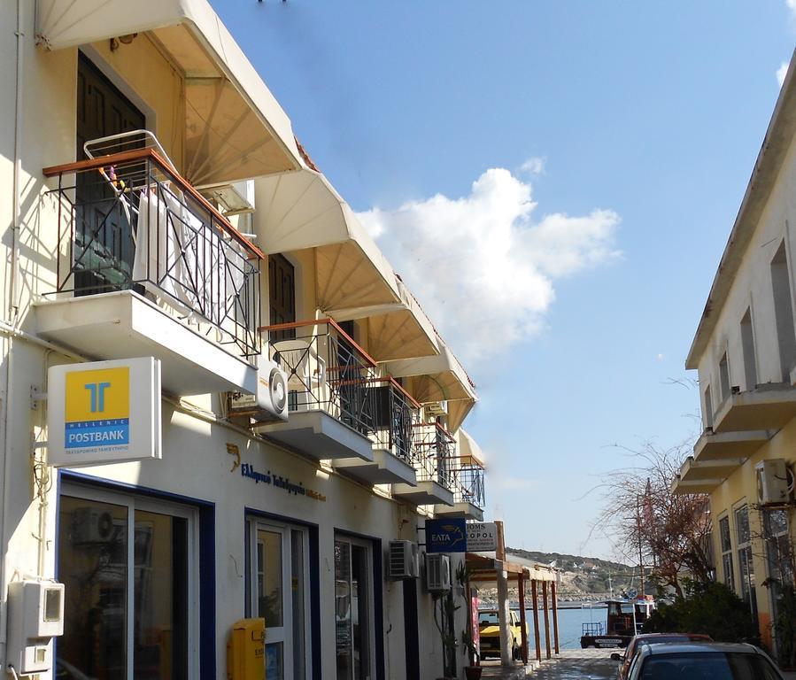 毕达哥利翁 Acropol酒店 客房 照片